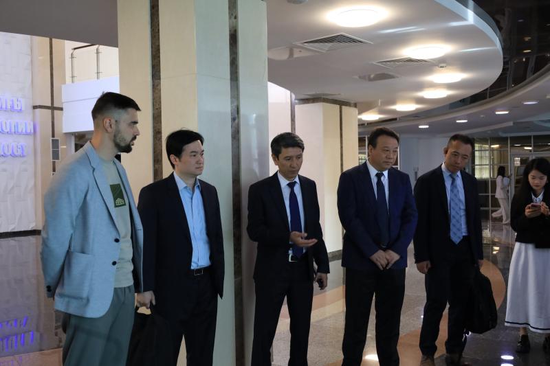 QazBioPharm провёл встречу с китайскими партнёрами по вопросам локализации производства в Казахстане