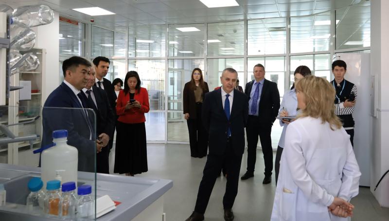 На площадке QazBioPharm Казахстан представил международной делегации биофармацевтические разработки