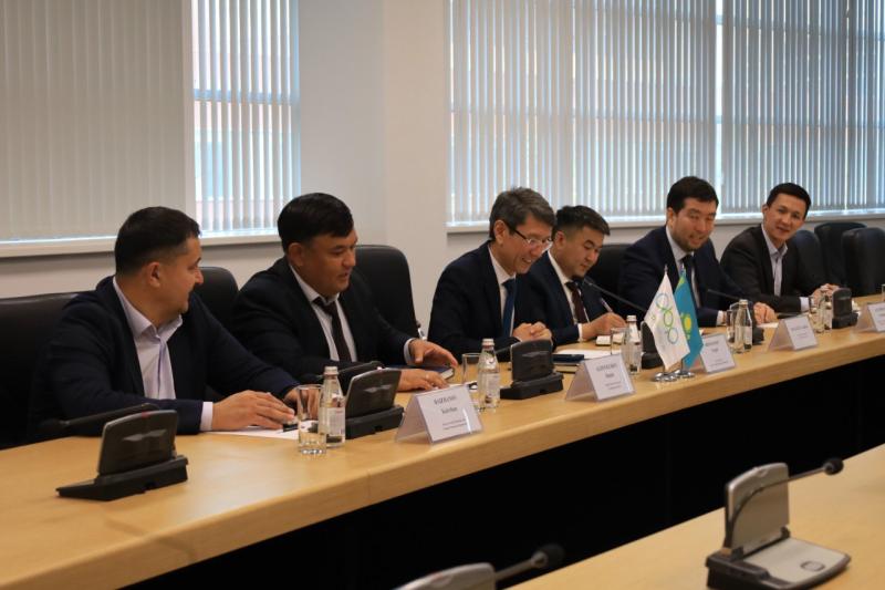 В Национальном холдинге «QazBioPharm» состоялась встреча с Чрезвычайным и Полномочным Послом Франции