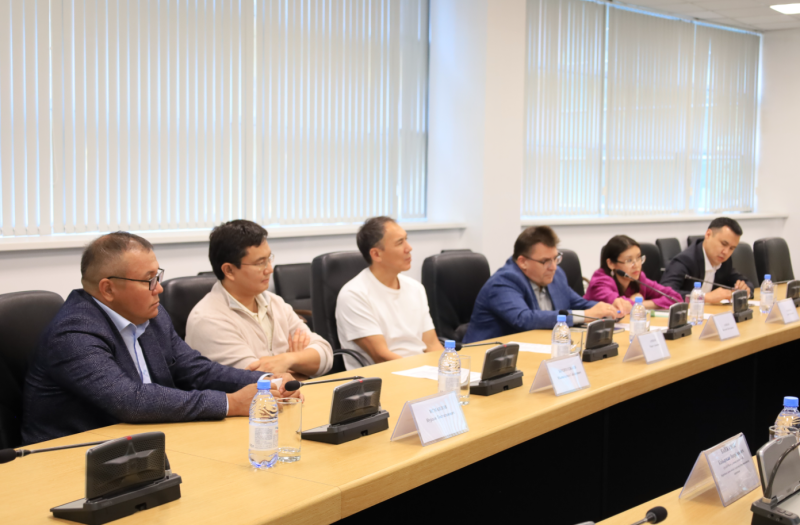 В Национальном холдинге «QazBioPharm» представили инновационный медицинский катетер казахстанской разработки