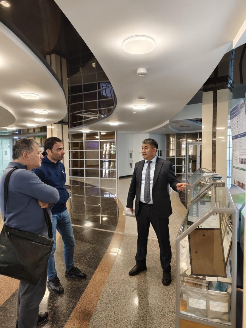 QazBioPharm и Caspian Eyes LLC обсудили перспективы сотрудничества