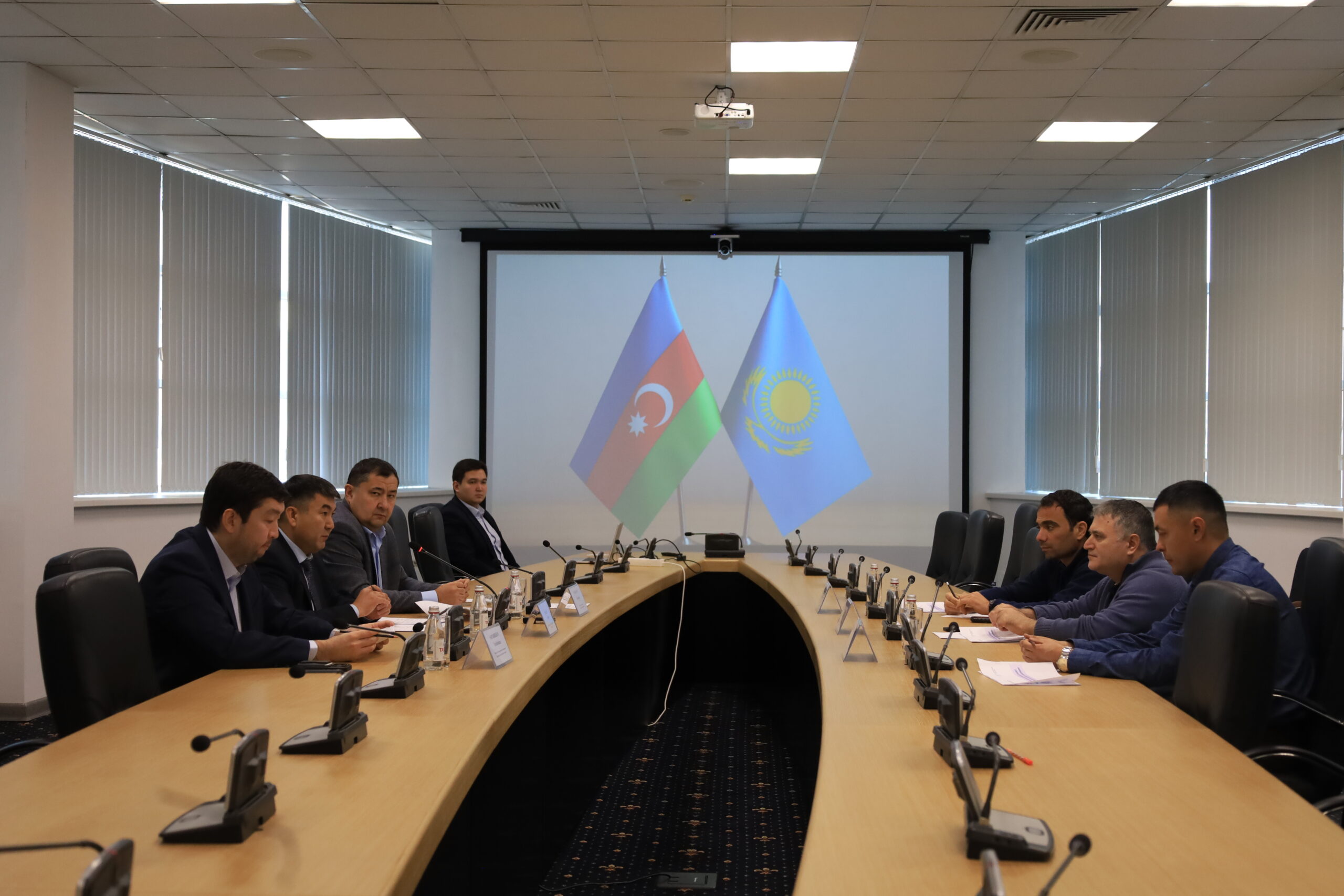 QazBioPharm и Caspian Eyes LLC обсудили перспективы сотрудничества